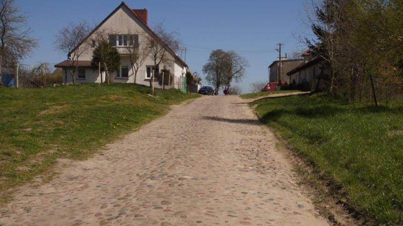 Kopfsteinpflater meistens bei Ortsdurchfahrten